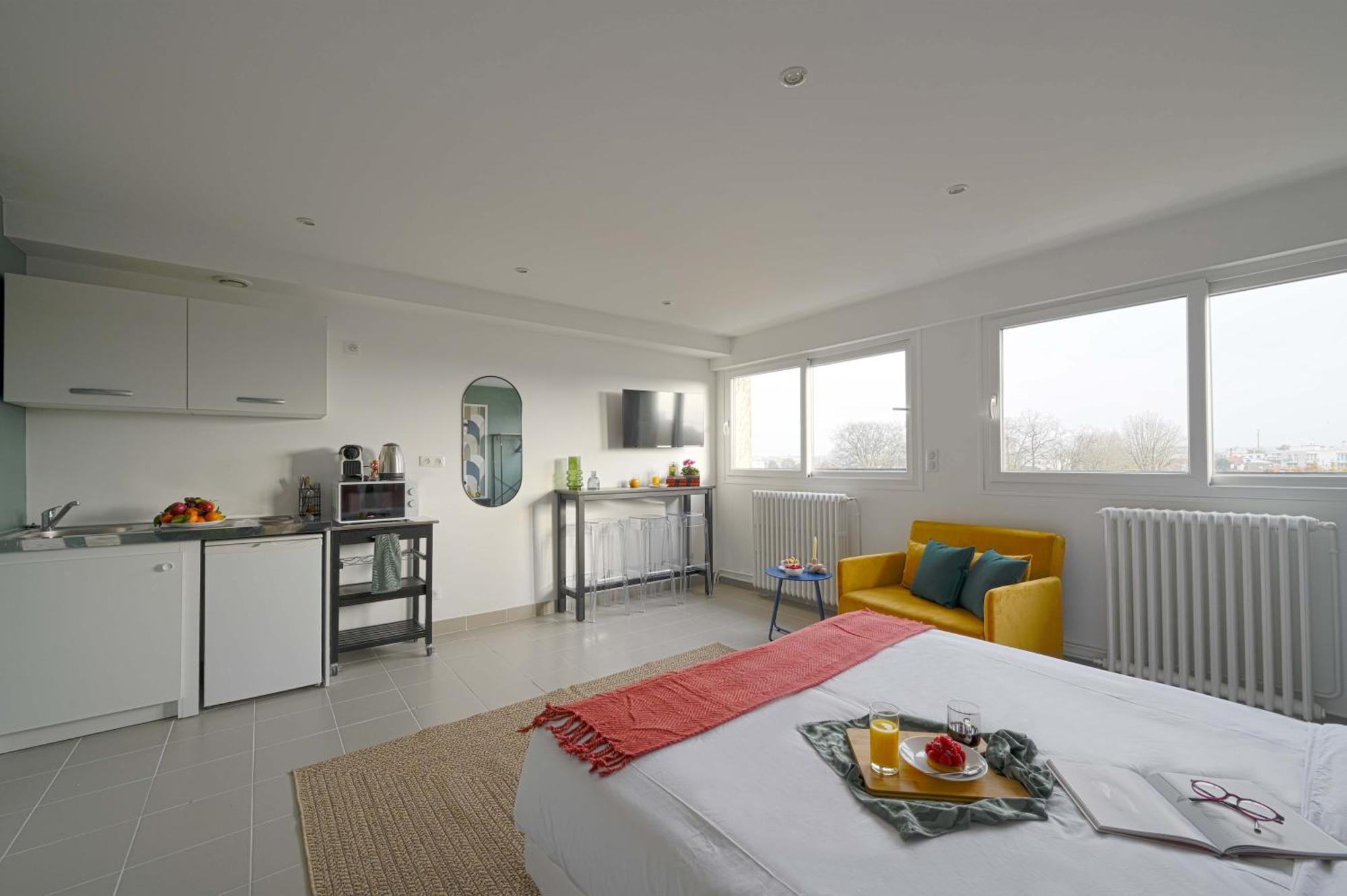 Modern Bright Apartment In Appart'Hotel Saint-Maur-des-Fossés エクステリア 写真